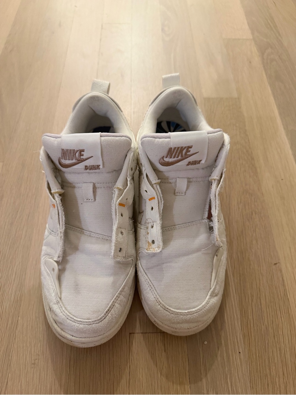 Nike Women’s White Canvas Dunk Sneakers (missing laces)